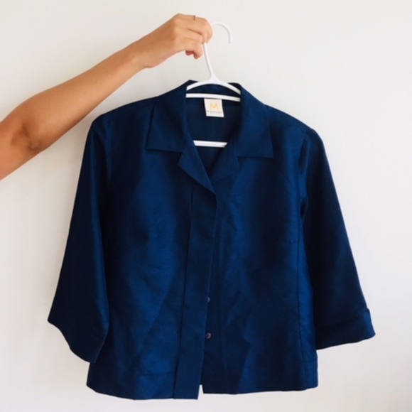 Mantles Tops - 100% Blue Silk Blouse